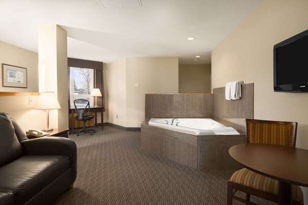 Suite - Days Inn Estevan