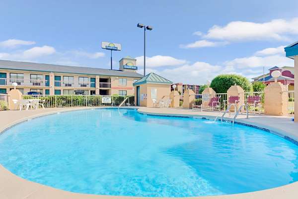 Pool - Days Inn Rock Hill - I-77, Exit 82