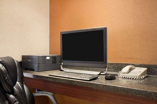 Conference Area - Days Inn & Suites Langley