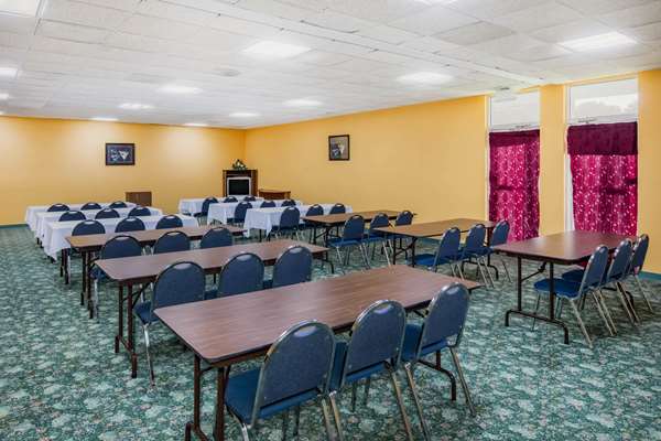  - Super 8 Motel Gaffney - I-85, Exit 92