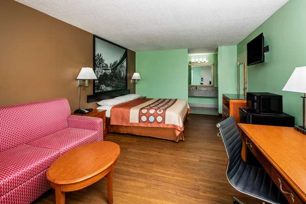  - Super 8 Motel Gaffney - I-85, Exit 92