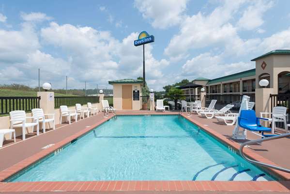 Pool - Days Inn Greenville