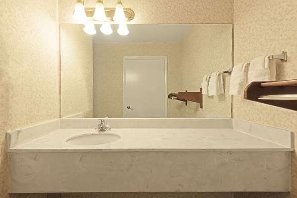  - Days Inn Greenville