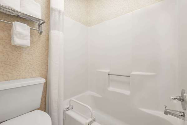  - Days Inn Greenville