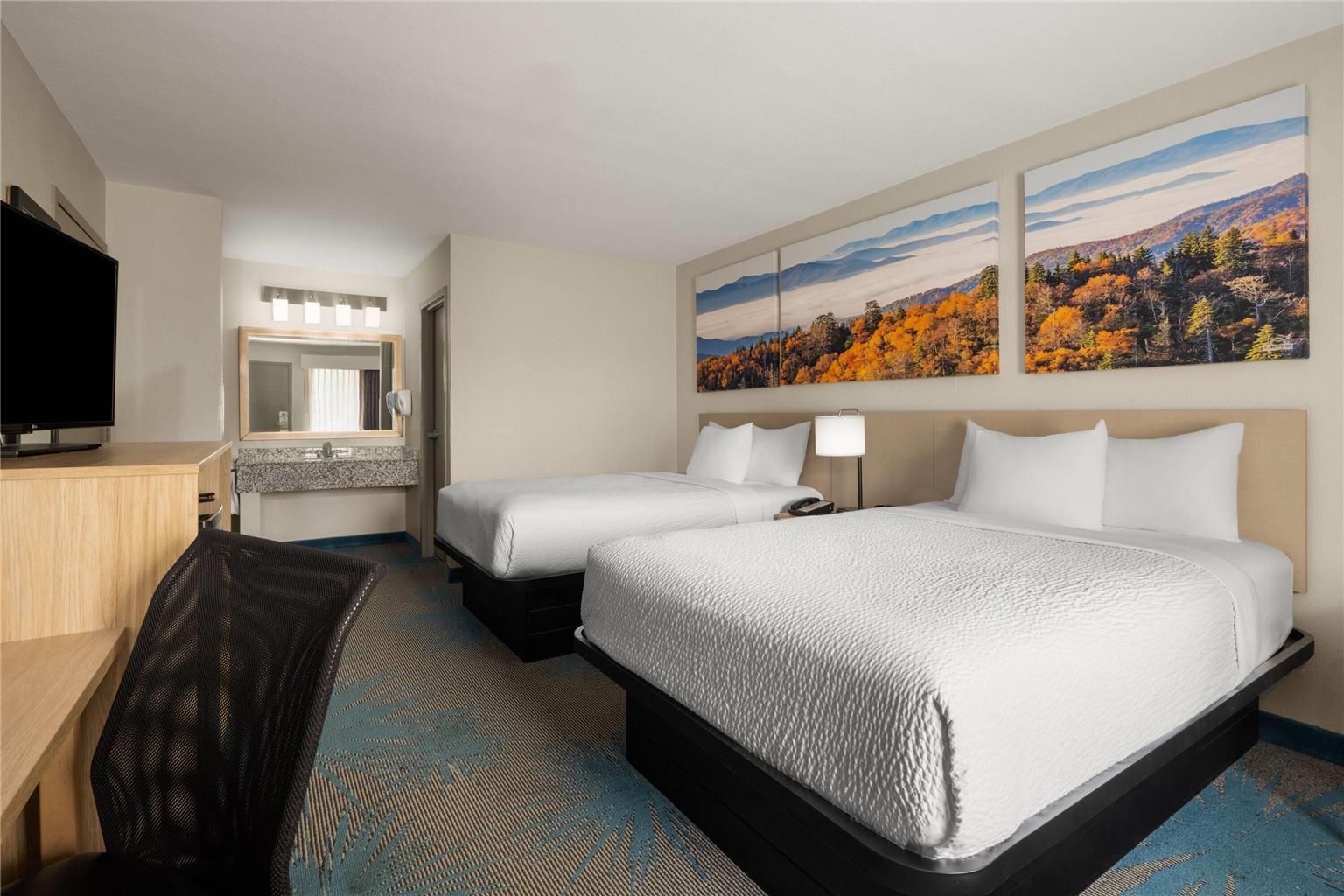 DAYS INN MURPHY-guestroom-Guest Room,On-Site.jpg