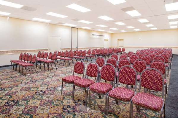  - Ramada Hotel & Conference Center Edgewood - I-95, Exit 77