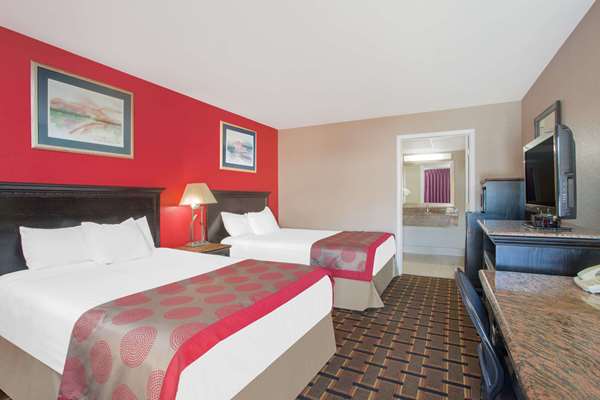  - Ramada Hotel & Conference Center Edgewood - I-95, Exit 77