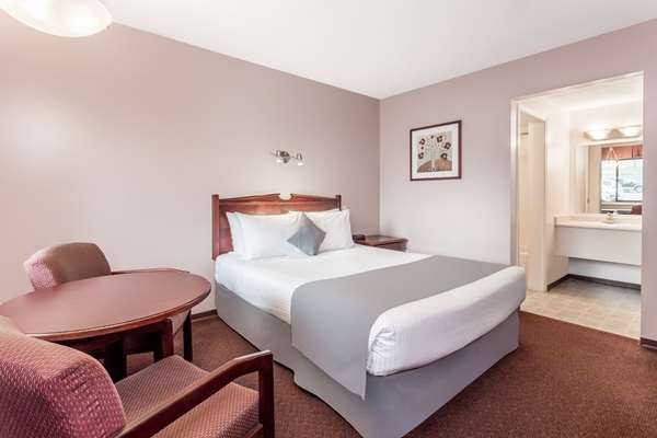  - Super 8 Hotel Winfield