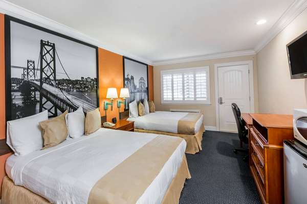  - Super 8 Motel Midtown Monterey