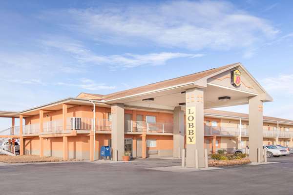 Exterior view - Super 8 Motel Millbury - I-280, Exit 1B