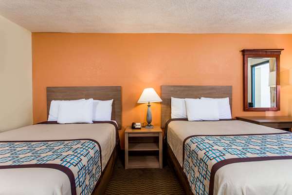 - Days Inn Airport Norfolk - I-64, Exit 281