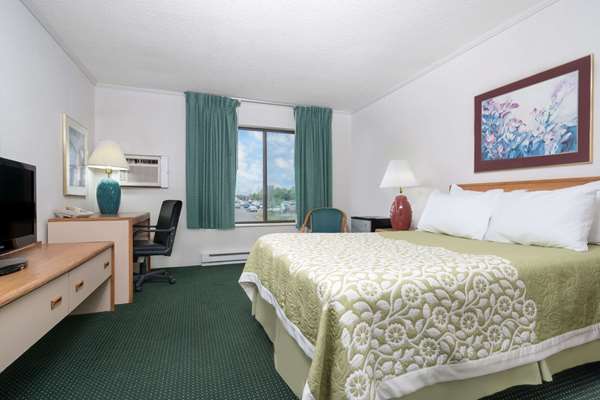  - Days Inn St Cloud Airport