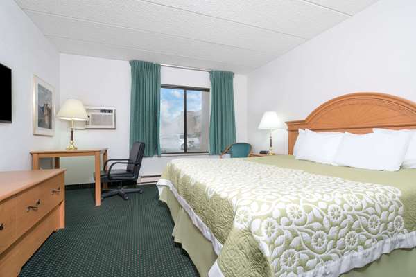  - Days Inn St Cloud Airport