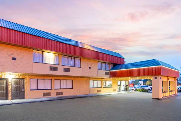 Exterior view - Ramada Inn Coquitlam