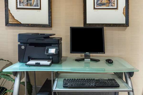 Conference Area - Ramada Inn Coquitlam