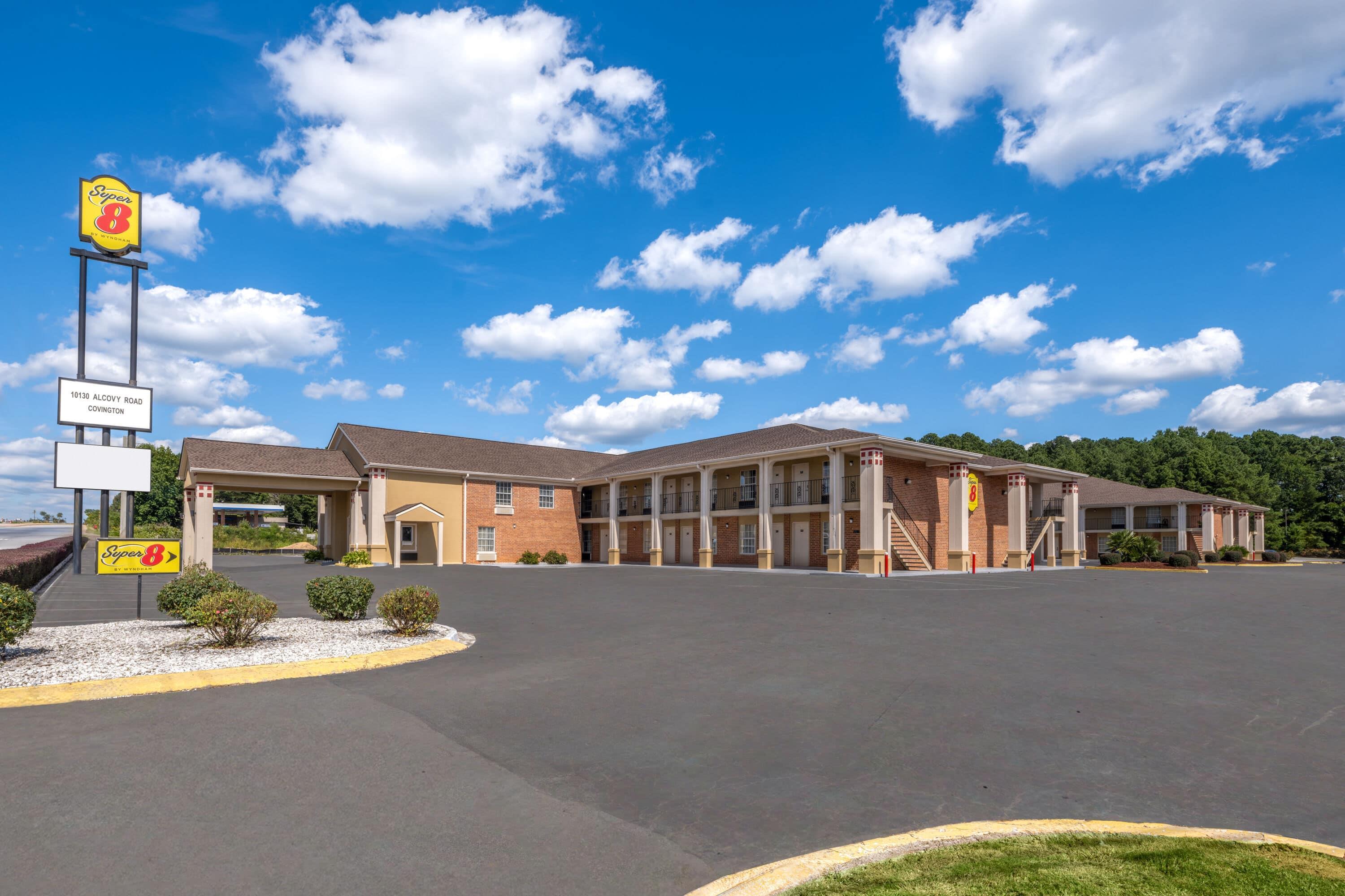 Exterior | Super 8 by Wyndham Covington