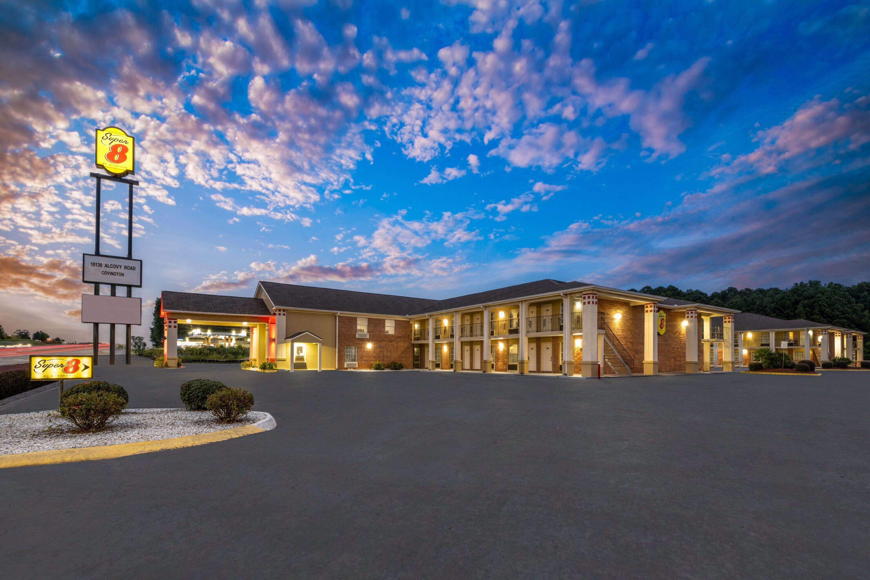 Exterior | Super 8 by Wyndham Covington