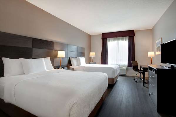  - Days Inn & Suites Collingwood