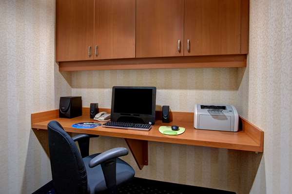 Conference Area - Days Inn & Suites Collingwood