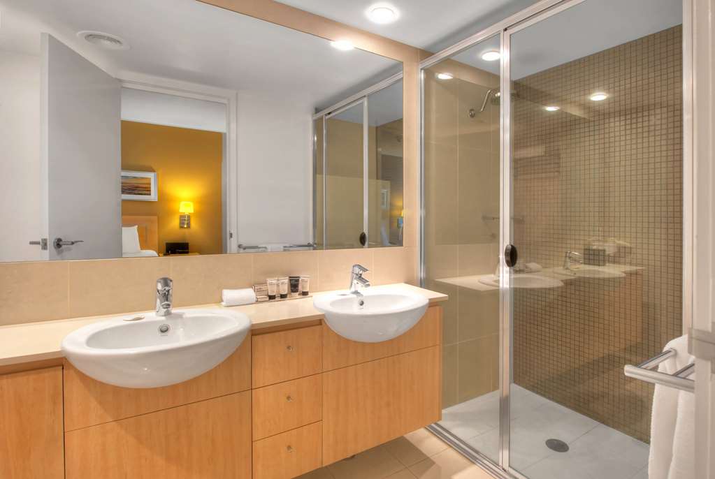 RAMADA HOTEL & SUITES BY WYNDHAM BA-guestroom-Bathroom,Suite,On-Site.jpg