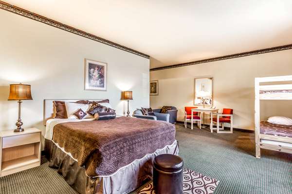 Suite - Days Inn Ellensburg - I-90, Exit 109