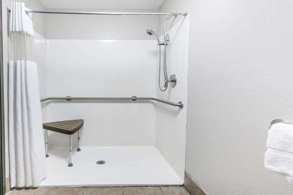  - Howard Johnson Inn Lafayette - I-10, Exit 103