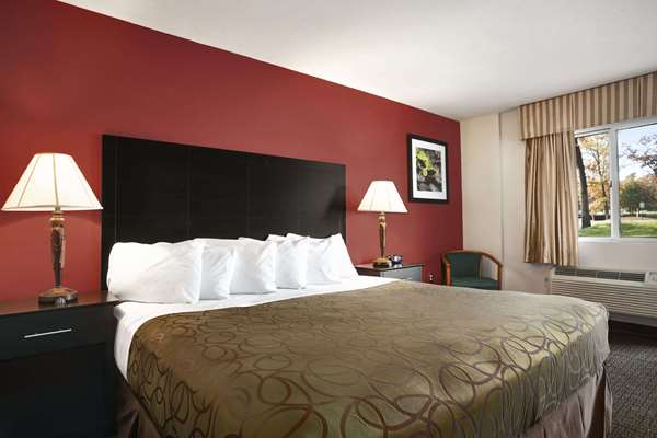  - Travelodge Traverse City