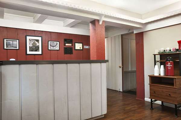  - Travelodge Traverse City