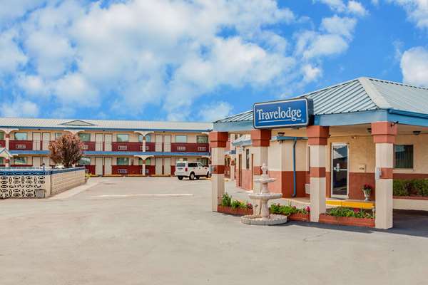 Exterior view - Travelodge Memphis