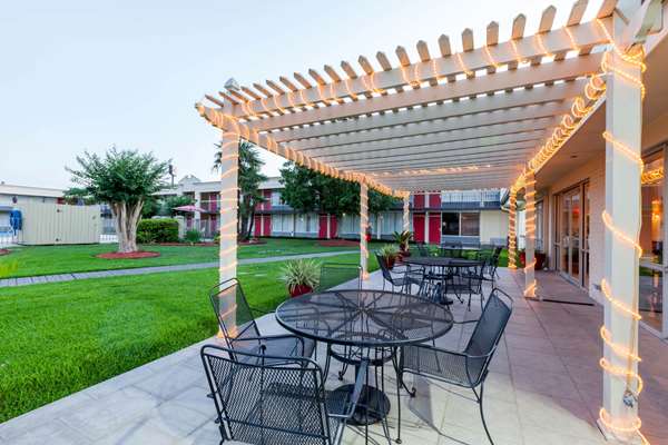  - Ramada Inn & Conference Center New Iberia