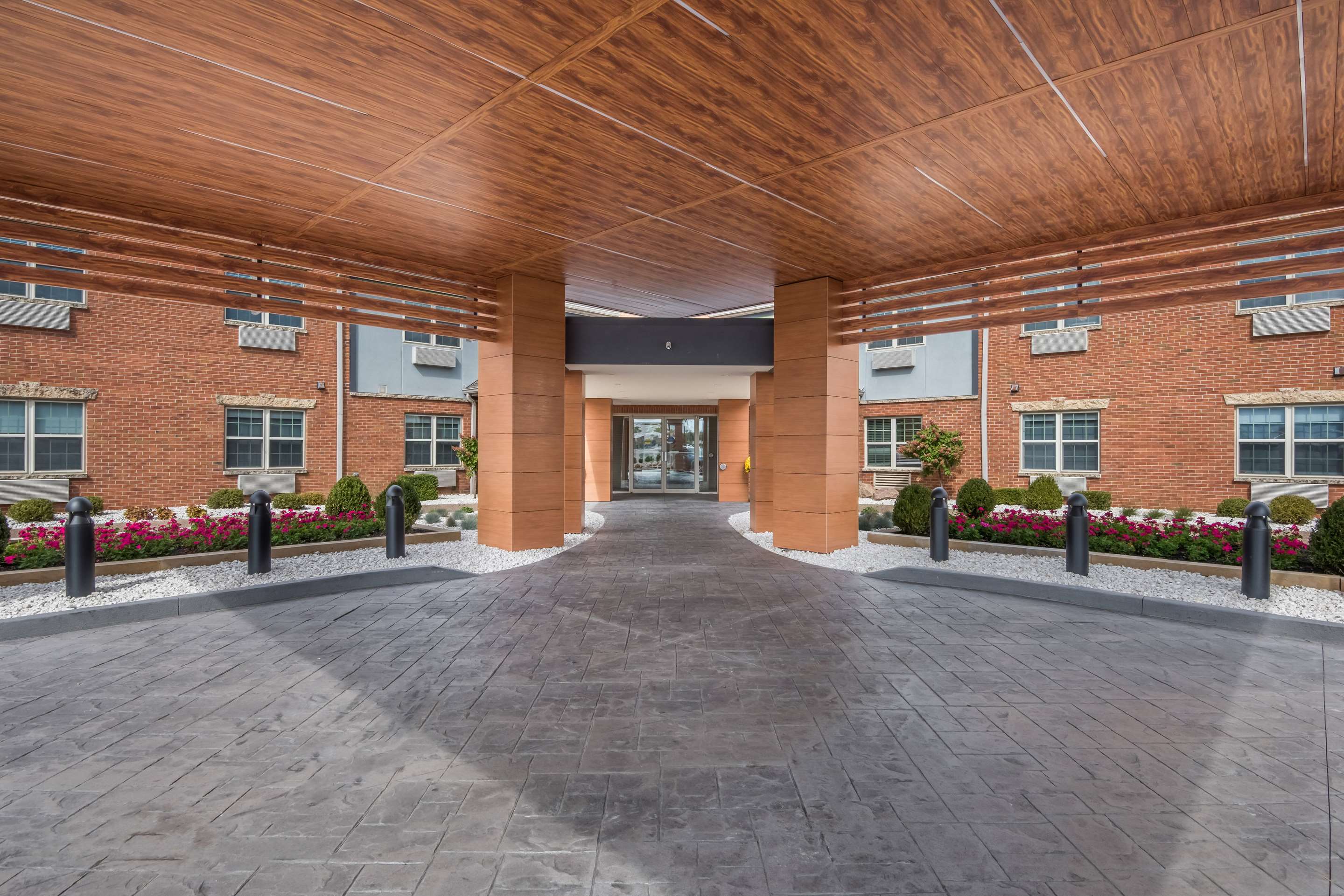 Exterior | Wyndham Garden Galena Hotel & Day Spa