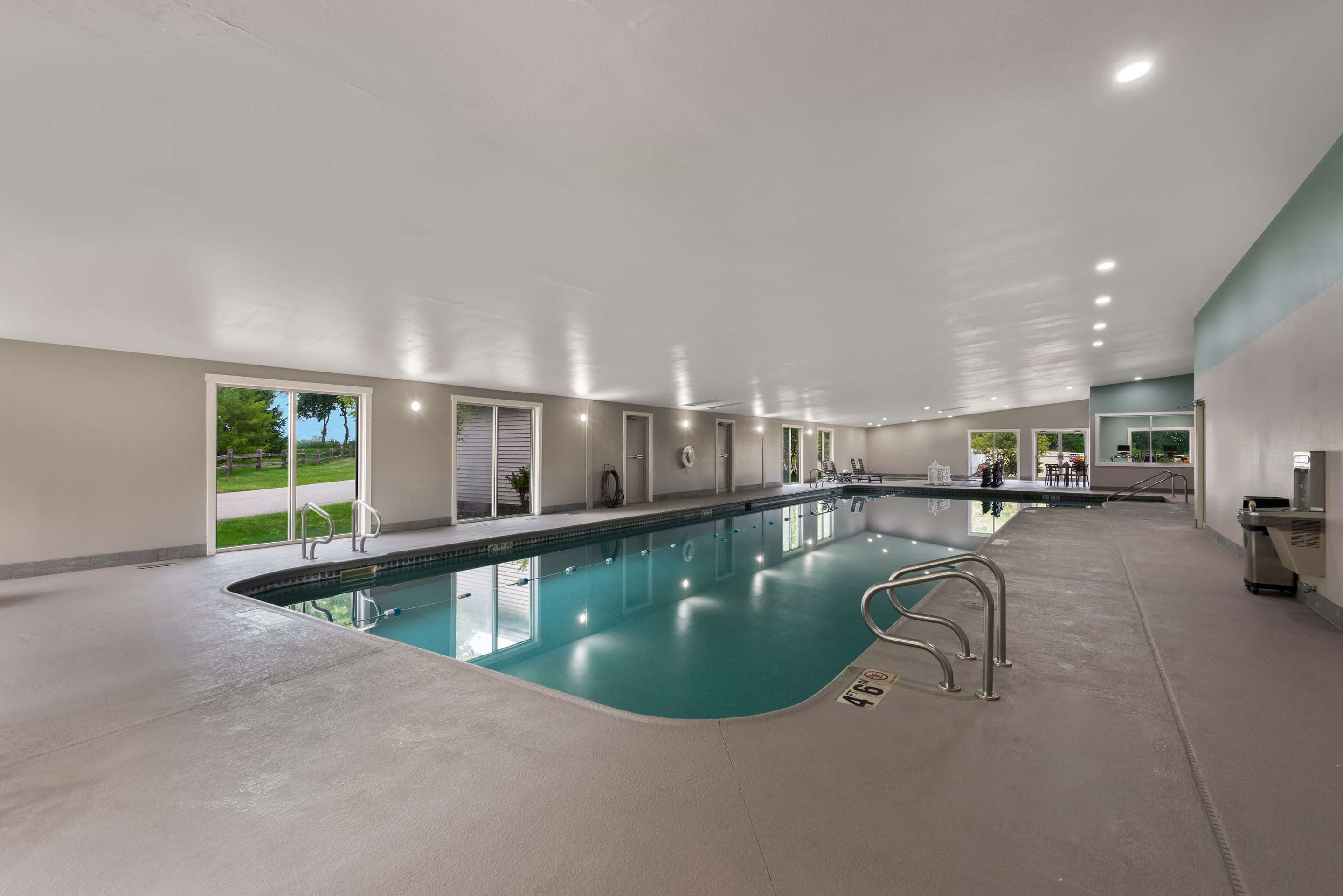 Pool | Wyndham Garden Galena Hotel & Day Spa