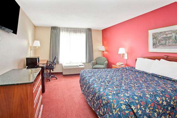  - Days Inn Delk Road Marietta - I-75, Exit 261