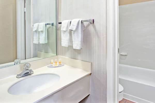  - Days Inn Delk Road Marietta - I-75, Exit 261