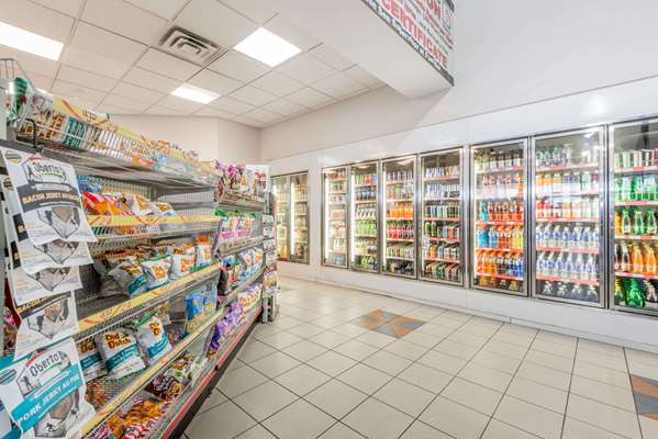  - Super 8 Hotel Mississauga