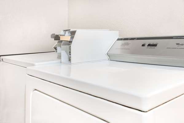 Amenities - Super 8 Hotel Marshalltown