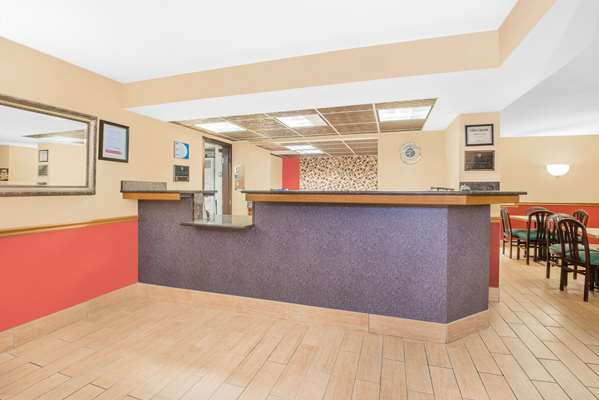  - Super 8 Hotel Marshalltown