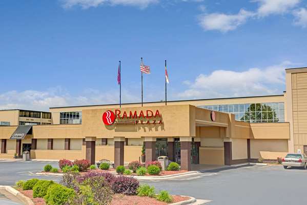 Exterior view - Ramada Plaza Hotel & Conference Center Airport Charlotte - I-77, Exit 6A