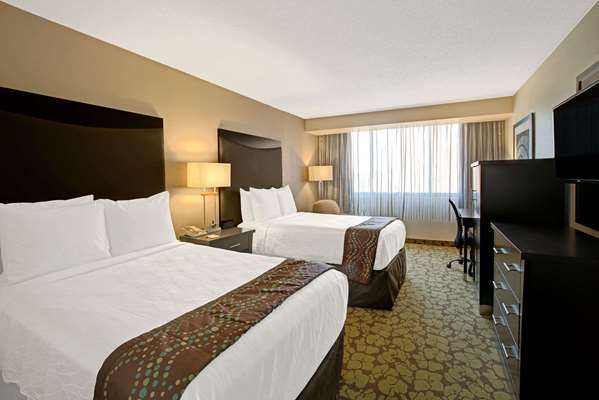  - Ramada Plaza Hotel & Conference Center Airport Charlotte - I-77, Exit 6A
