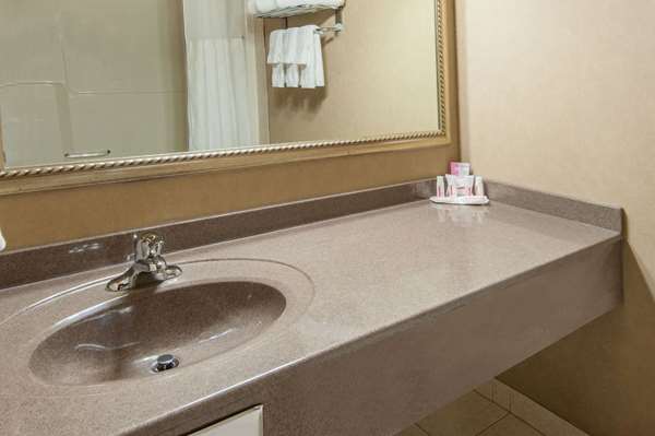  - Ramada Inn & Suites Drumheller
