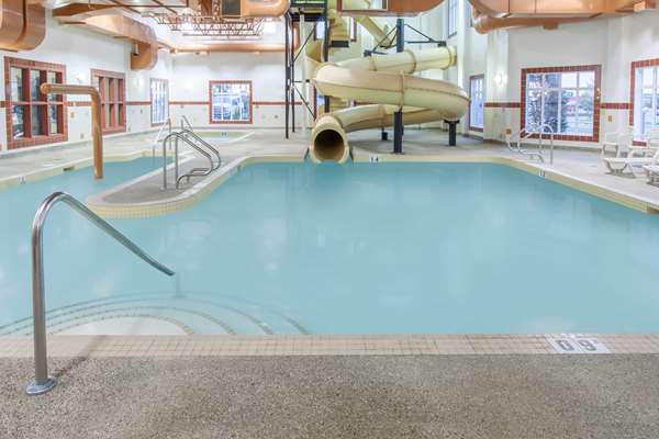 Pool - Ramada Inn Camrose