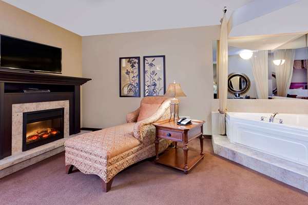 Suite - Ramada Inn Stettler