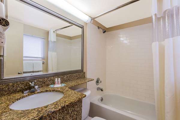  - Travelodge Inn Virginia Beach