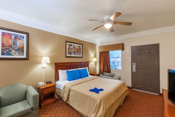  - Days Inn Webster