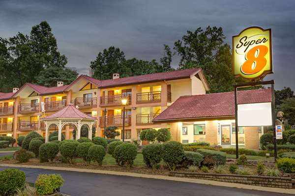 Exterior view - Super 8 Motel Downtown Gatlinburg