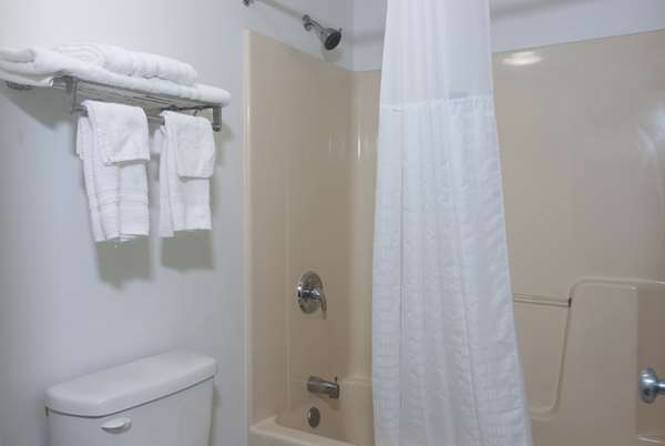  - Super 8 Hotel Arkansas City