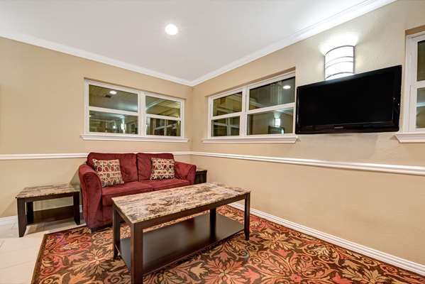  - Super 8 Motel Richardson