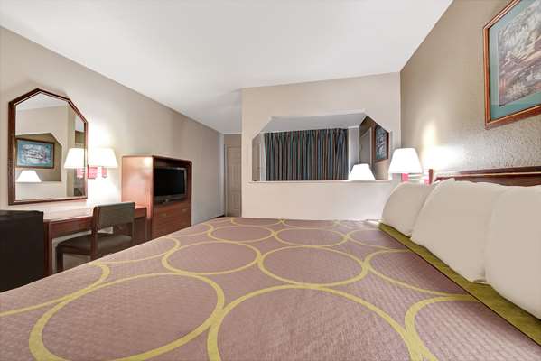  - Super 8 Motel Richardson