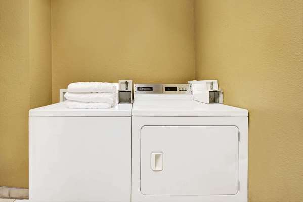  - Super 8 Motel Richardson