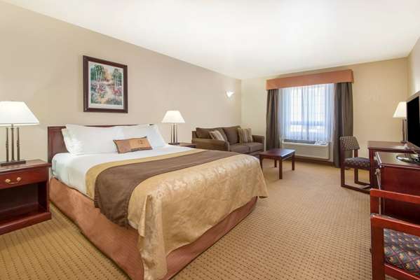  - Ramada Inn Lloydminster